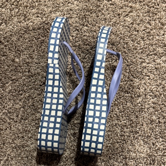 Tory Burch Black and Cream Geometric Sandals - Picture 3 of 6